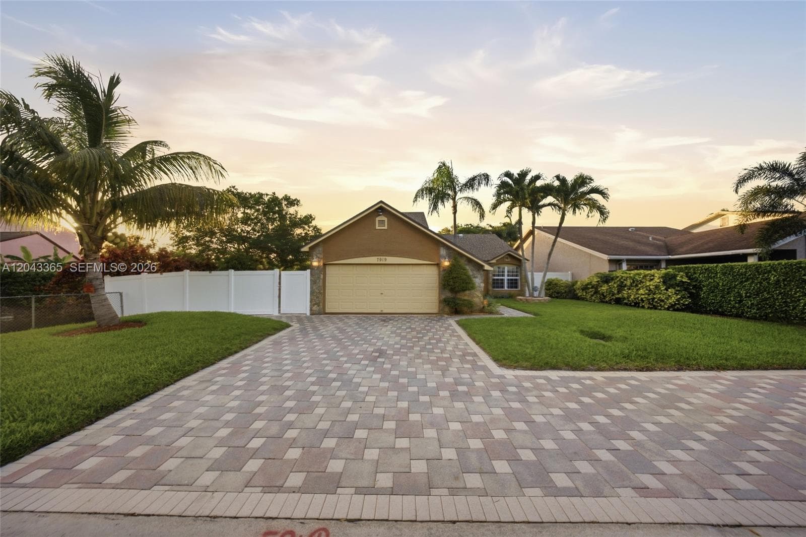 Single-family home at 7919 NW 50th St, Lauderhill — photo 1