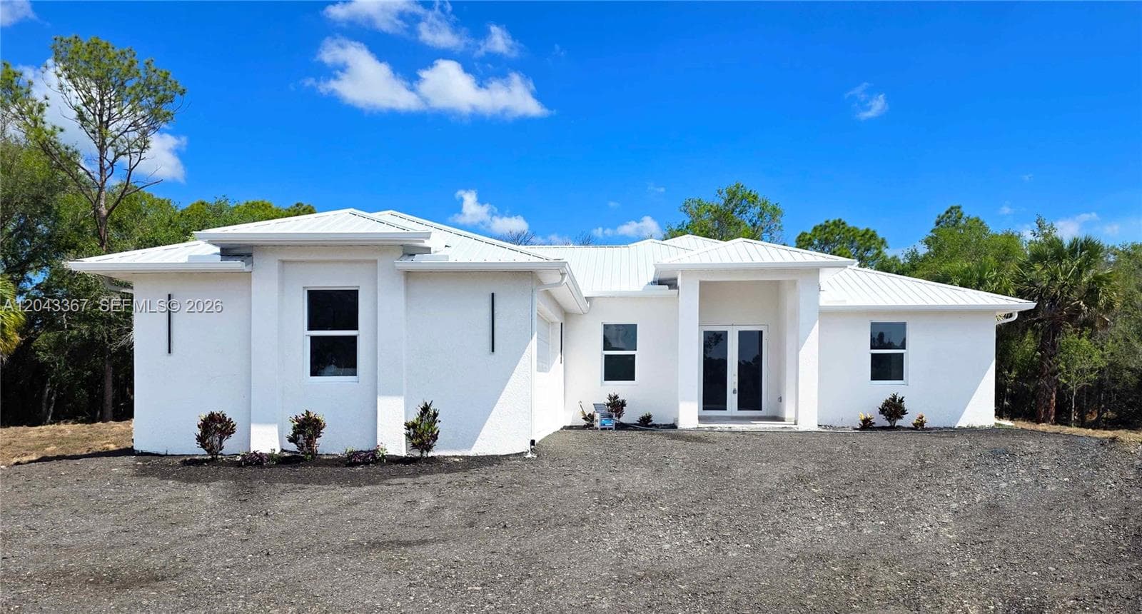Single-family home at 133 Hunting Club Ave, Clewiston, FL