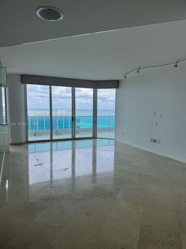 Condo at 5025 Collins Ave, Miami Beach, FL
