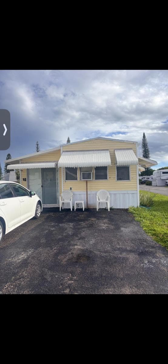 Mobile home at 875 NE 48th Street, Deerfield Beach, FL
