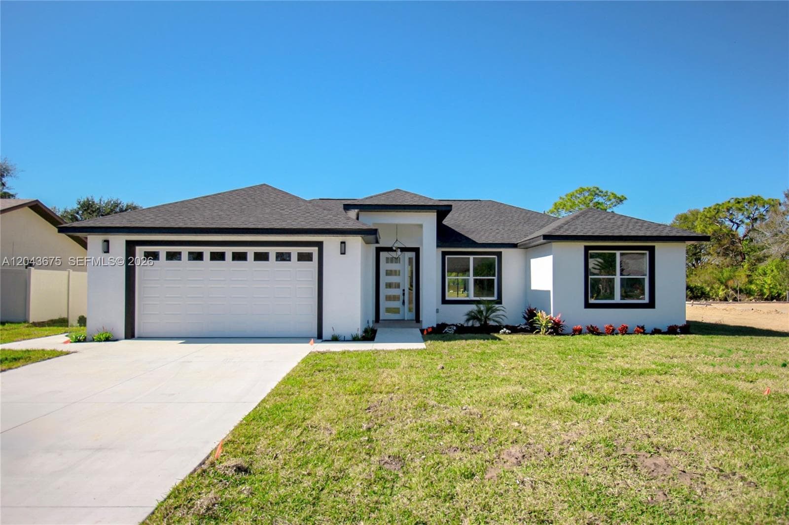 Single-family home at 3915 EL RADO AVE, Sebring, FL