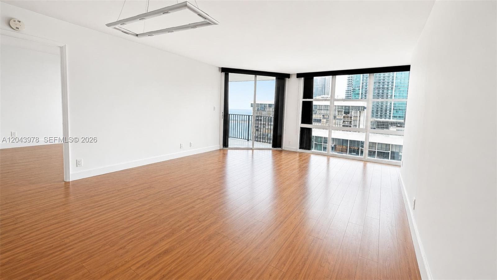 Condo at 1901 Brickell Av, Miami — photo 3