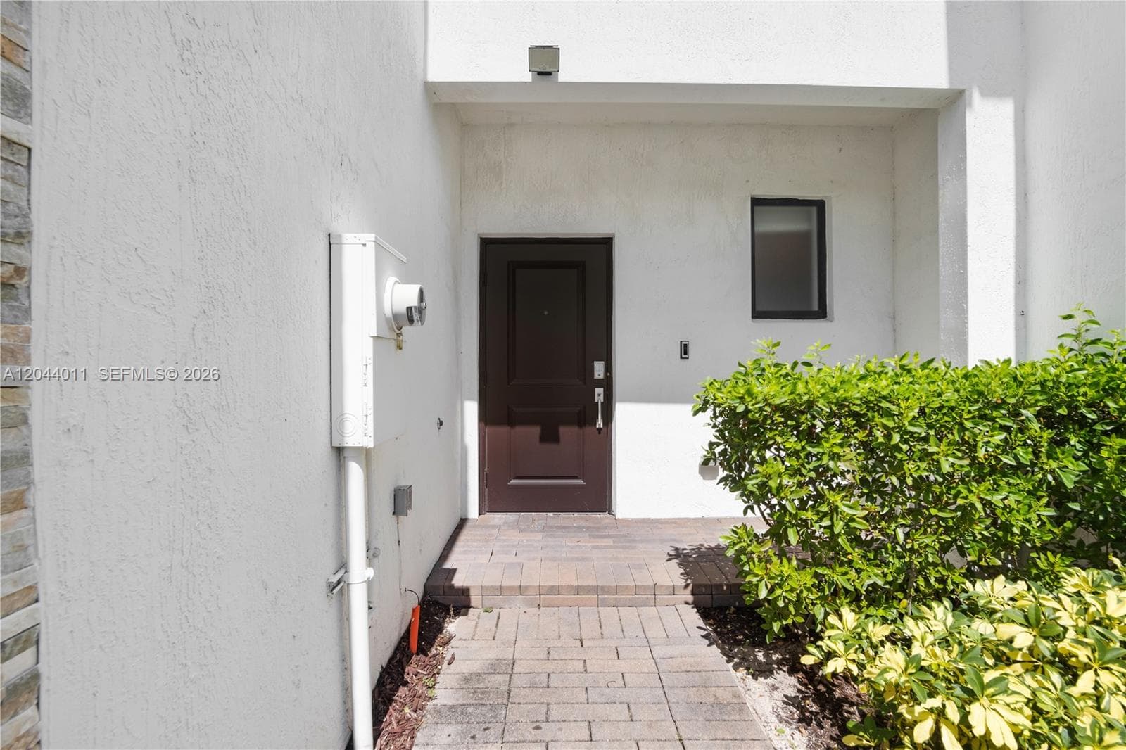 Townhouse at 20610 NE 5th Pl, Miami — photo 2
