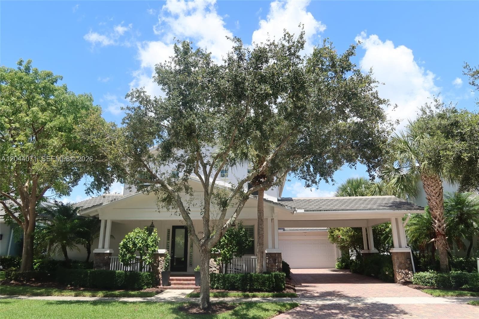 Single-family home at 2724 Wymberly Dr, Jupiter, FL