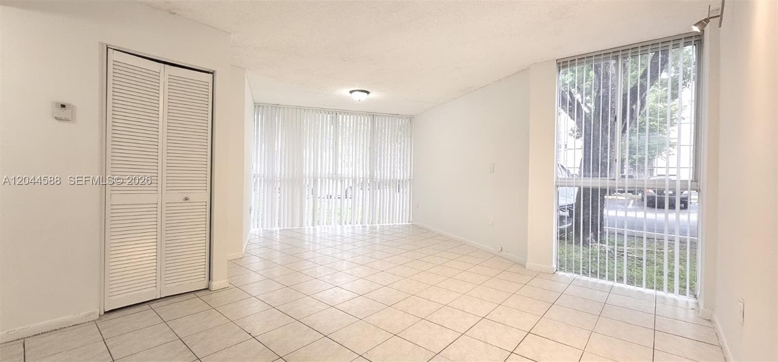 Condo at 7035 NW 186th St, Hialeah, FL