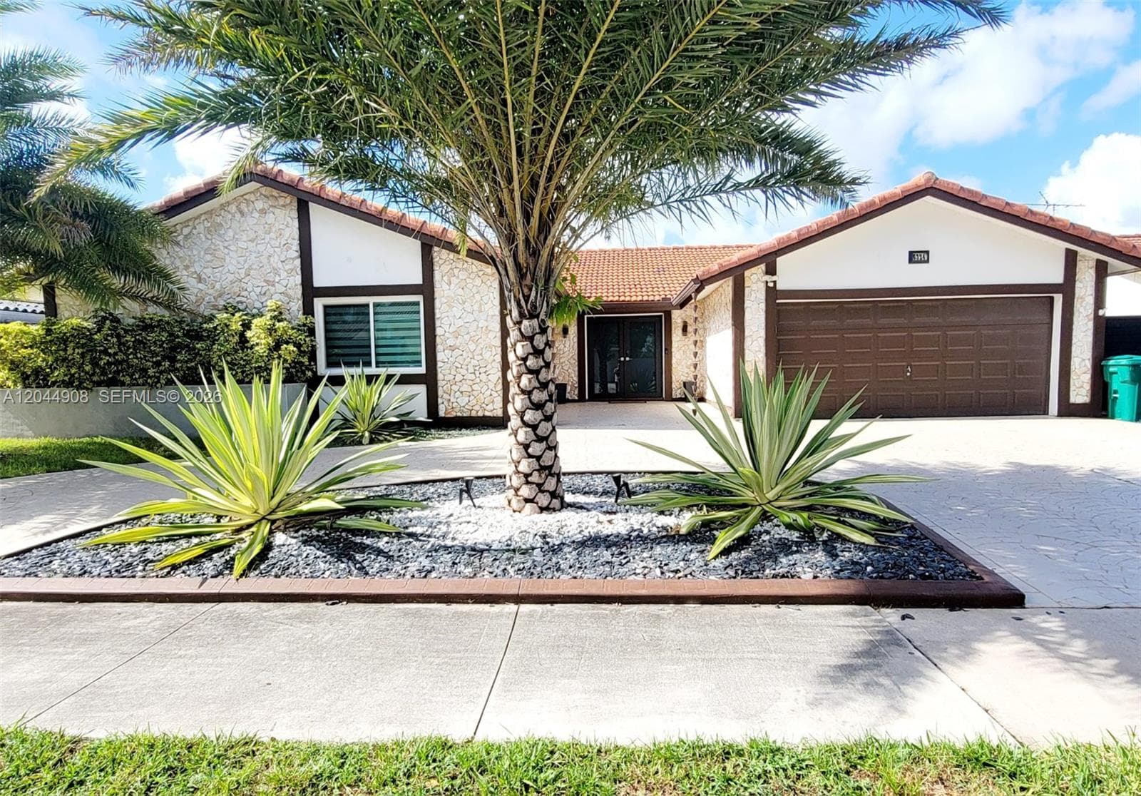 Single-family home at 6324 NW 201st Ln, Hialeah, FL