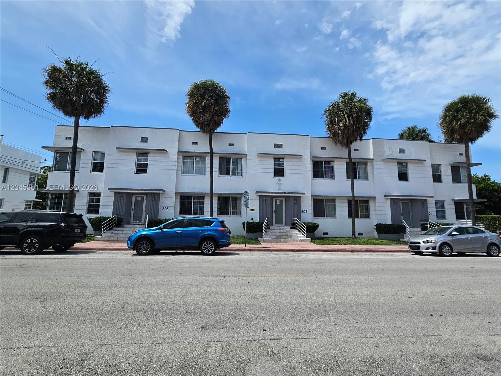 Condo at 801 8th St, Miami Beach — photo 1