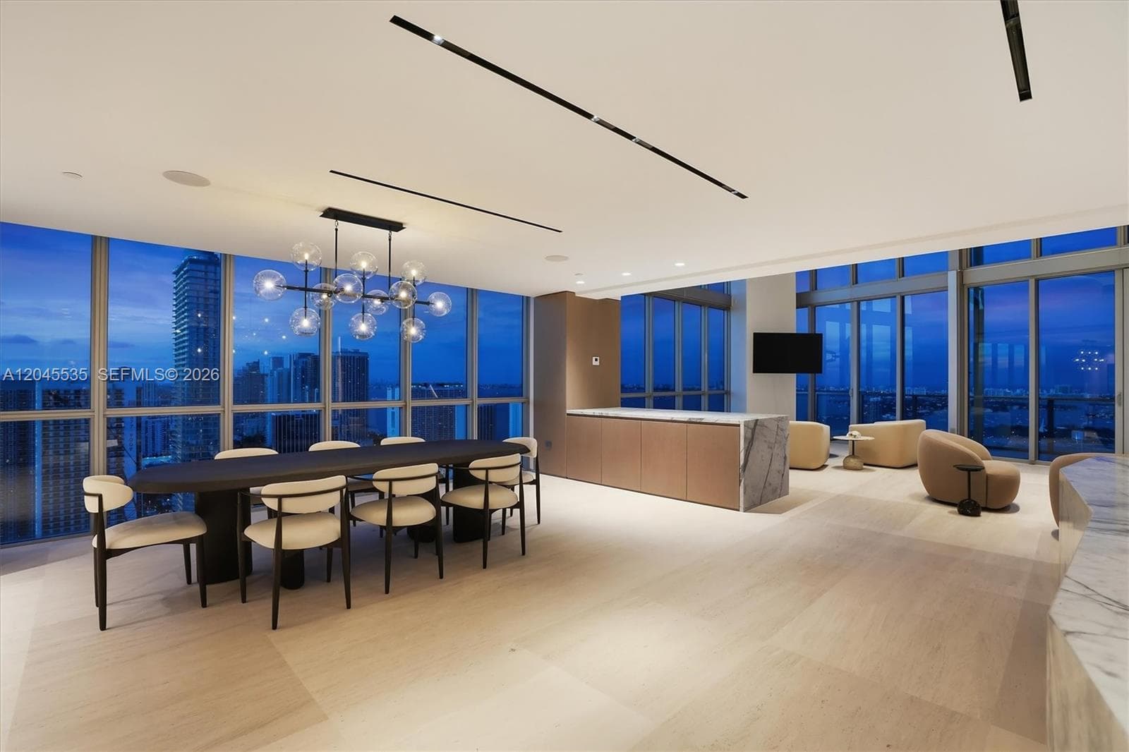 Condo at 1100 Biscayne Blvd, Miami, FL
