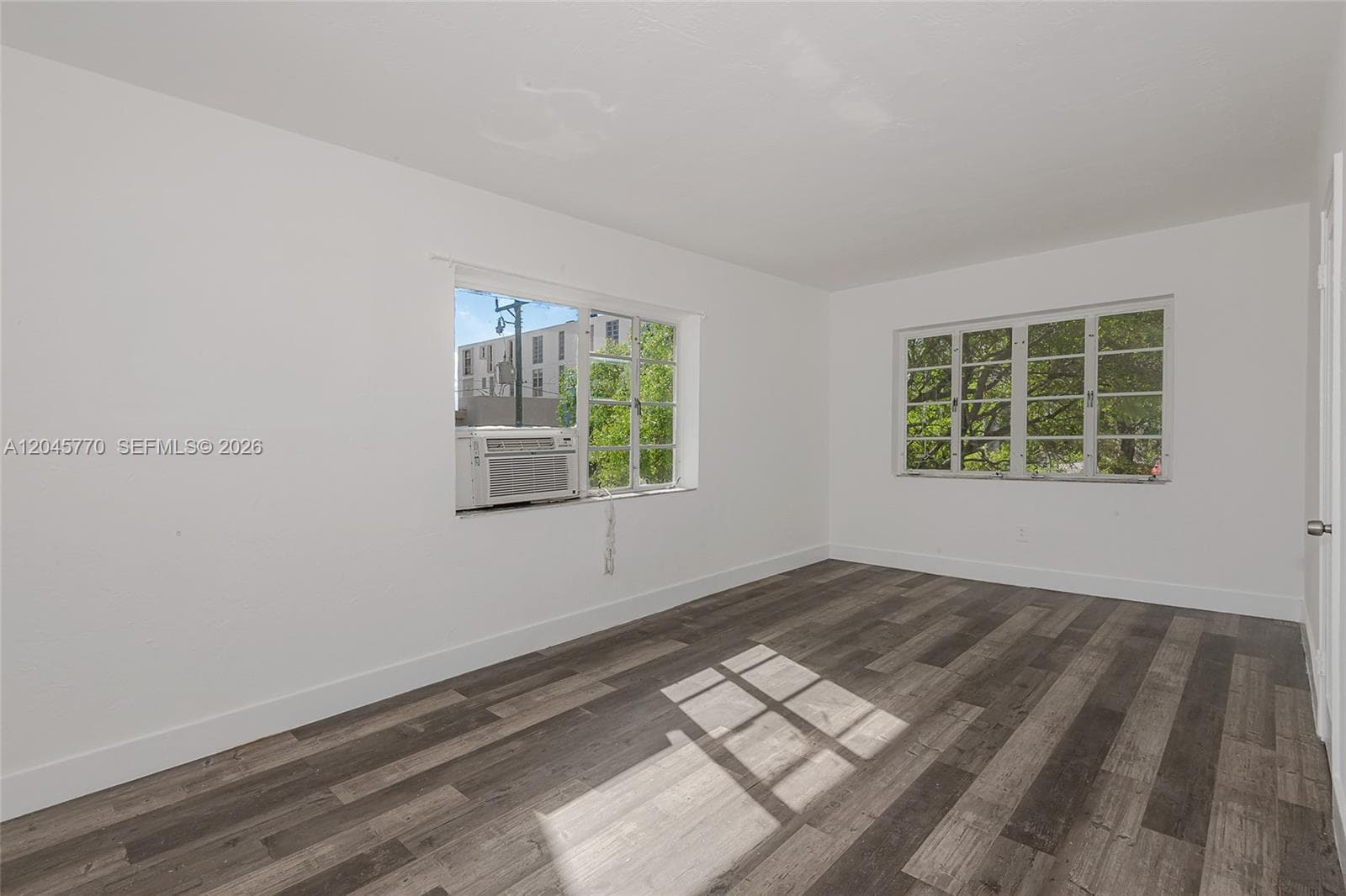 Condo at 8340 Crespi Blvd, Miami Beach — photo 3