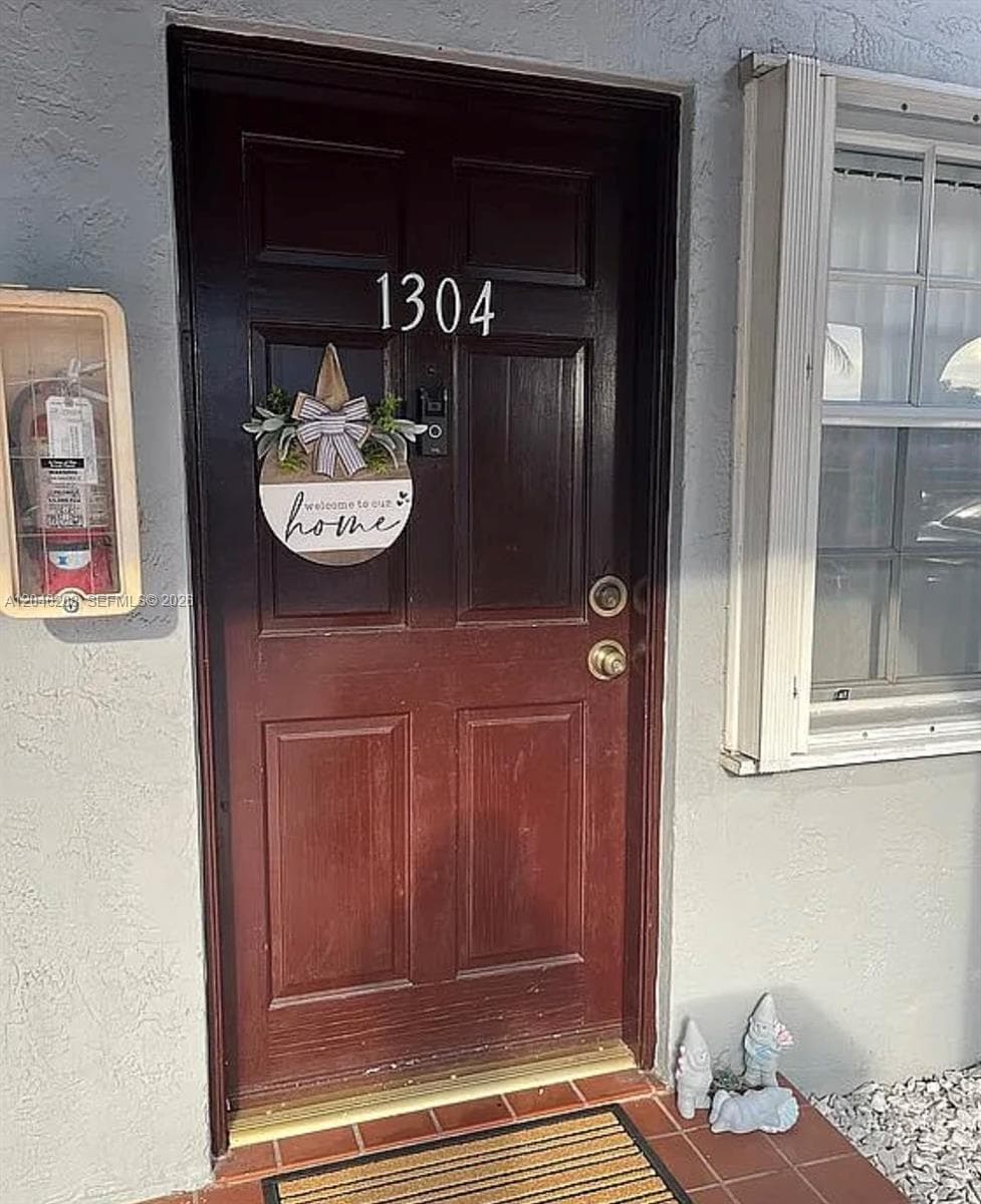 Condo at 7100 NW 173rd Dr, Hialeah, FL