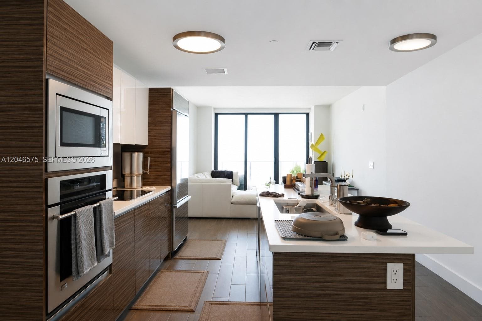 Co-op en 460 NE 28th St, Miami — foto 2