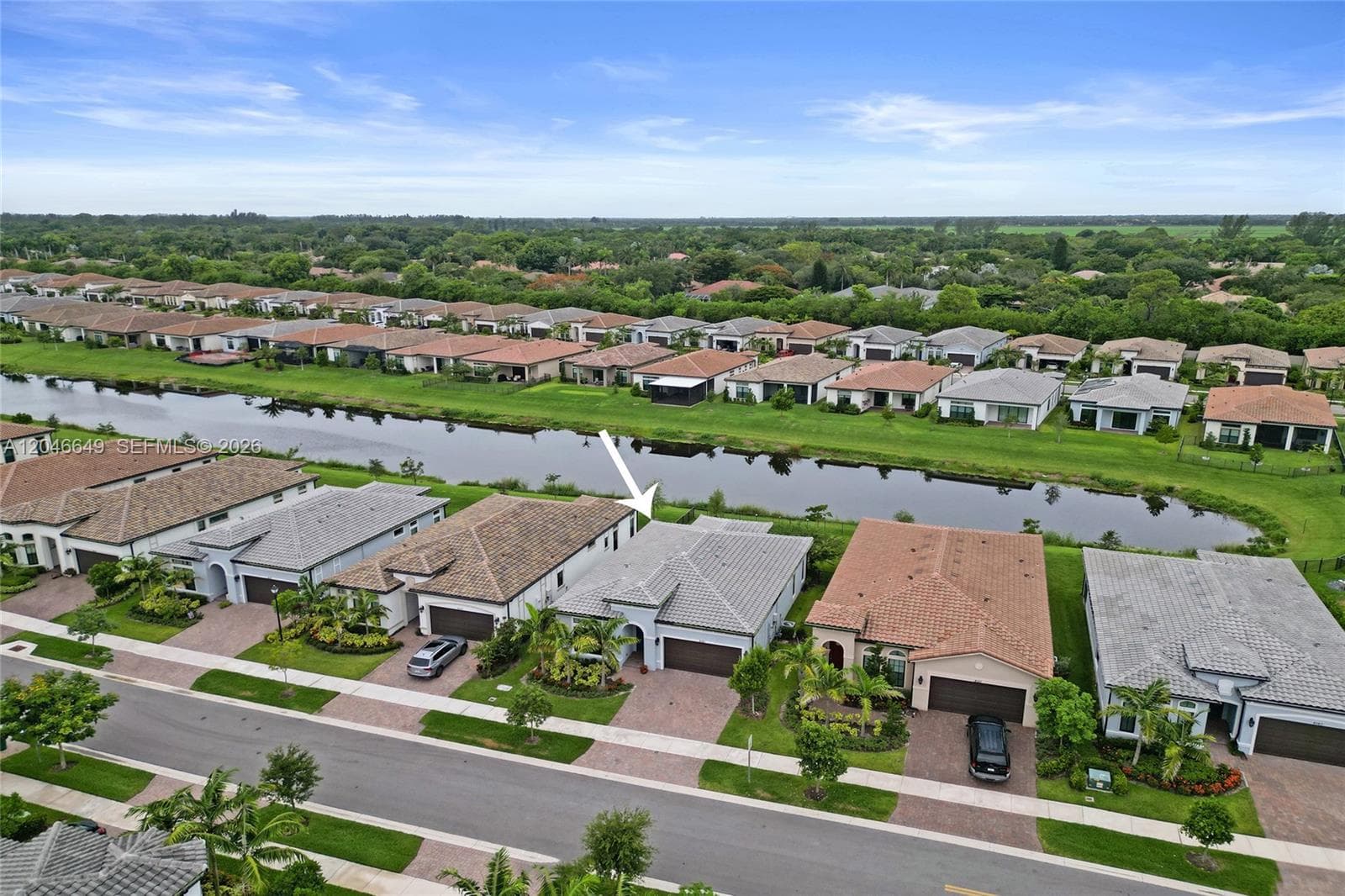 Single-family home at 8147 Juniper Dr, Parkland — photo 1