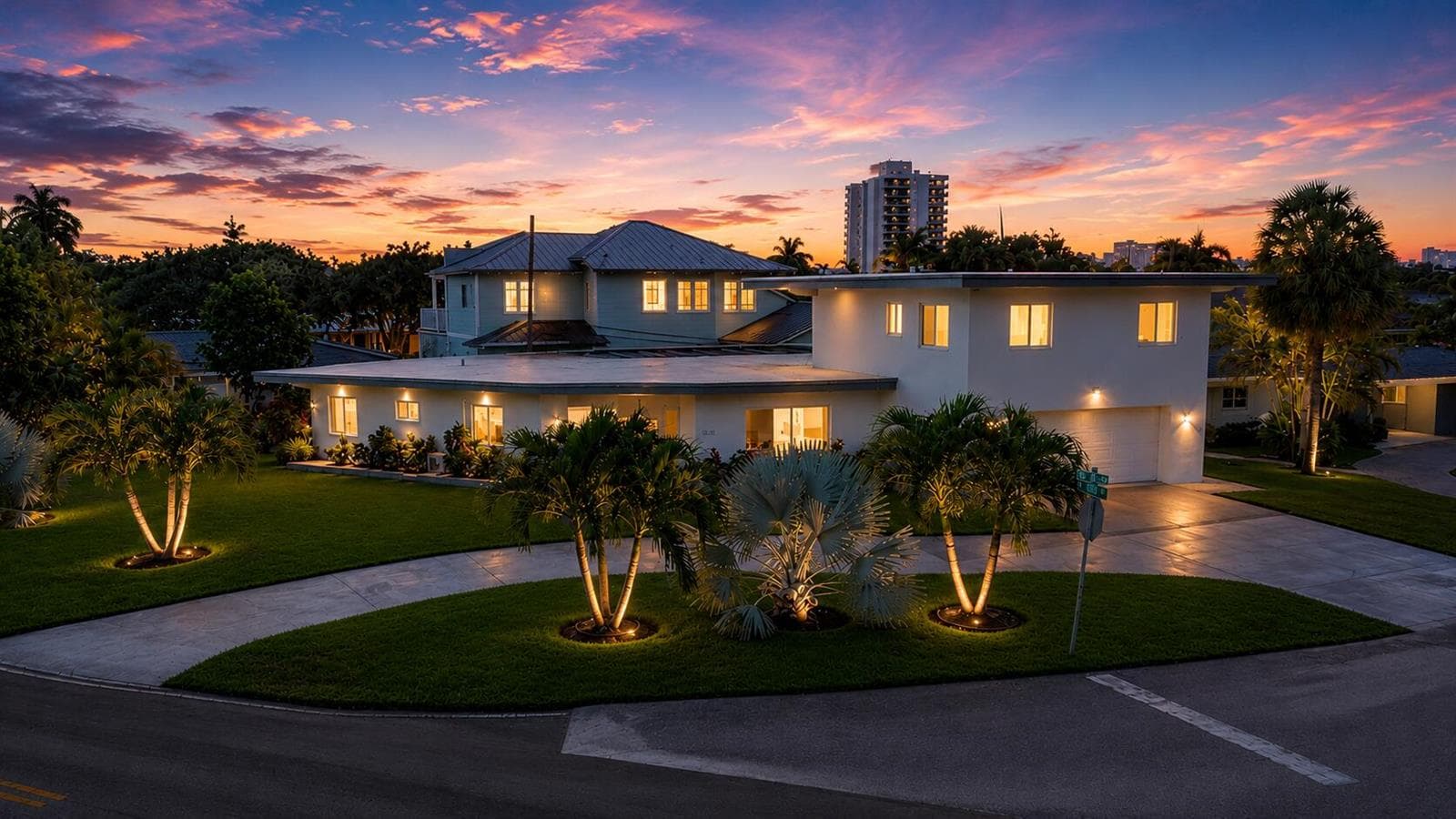 Single-family home at 2812 NE 27th Street, Lighthouse Point, FL