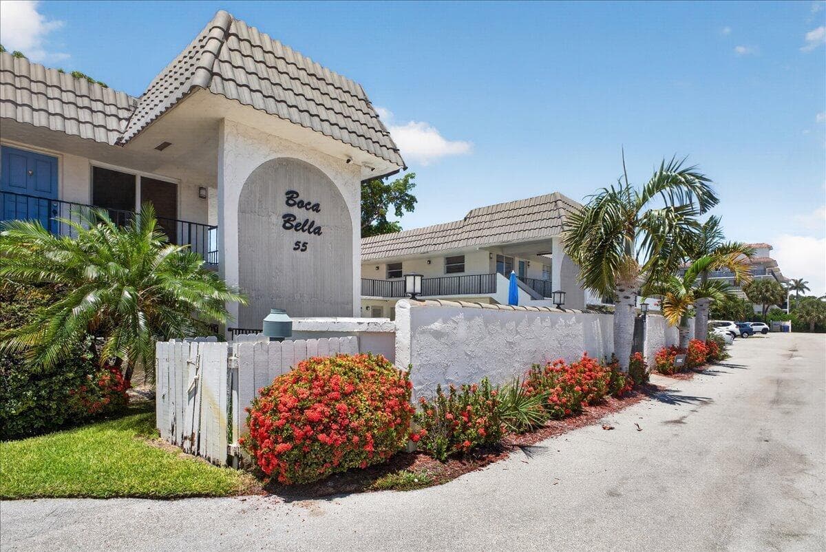 Condo at 55 SE 14th Street, Boca Raton, FL