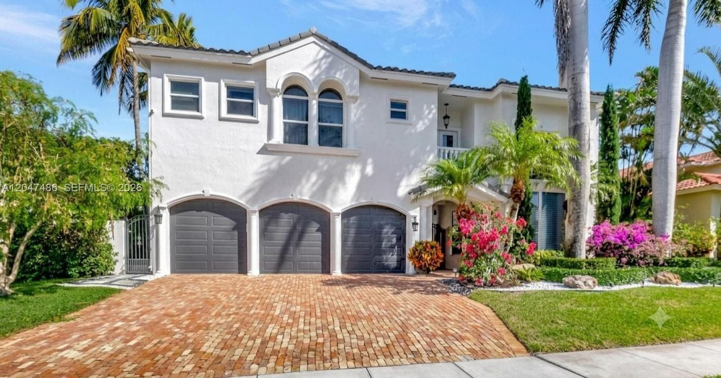 Single-family home at 375 SW 16th St, Boca Raton — photo 1