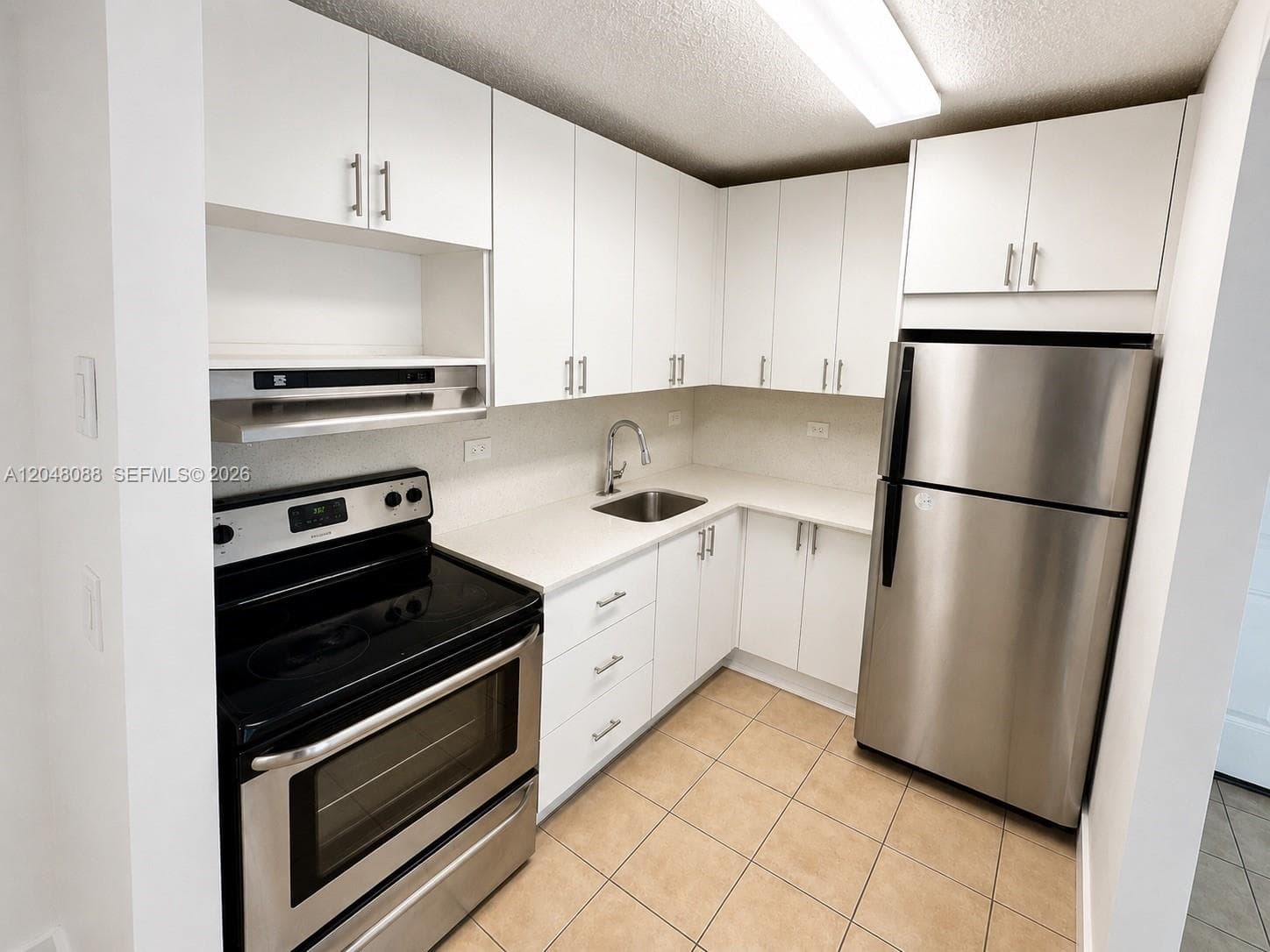 Condo at 7095 NW 179th St, Hialeah — photo 3