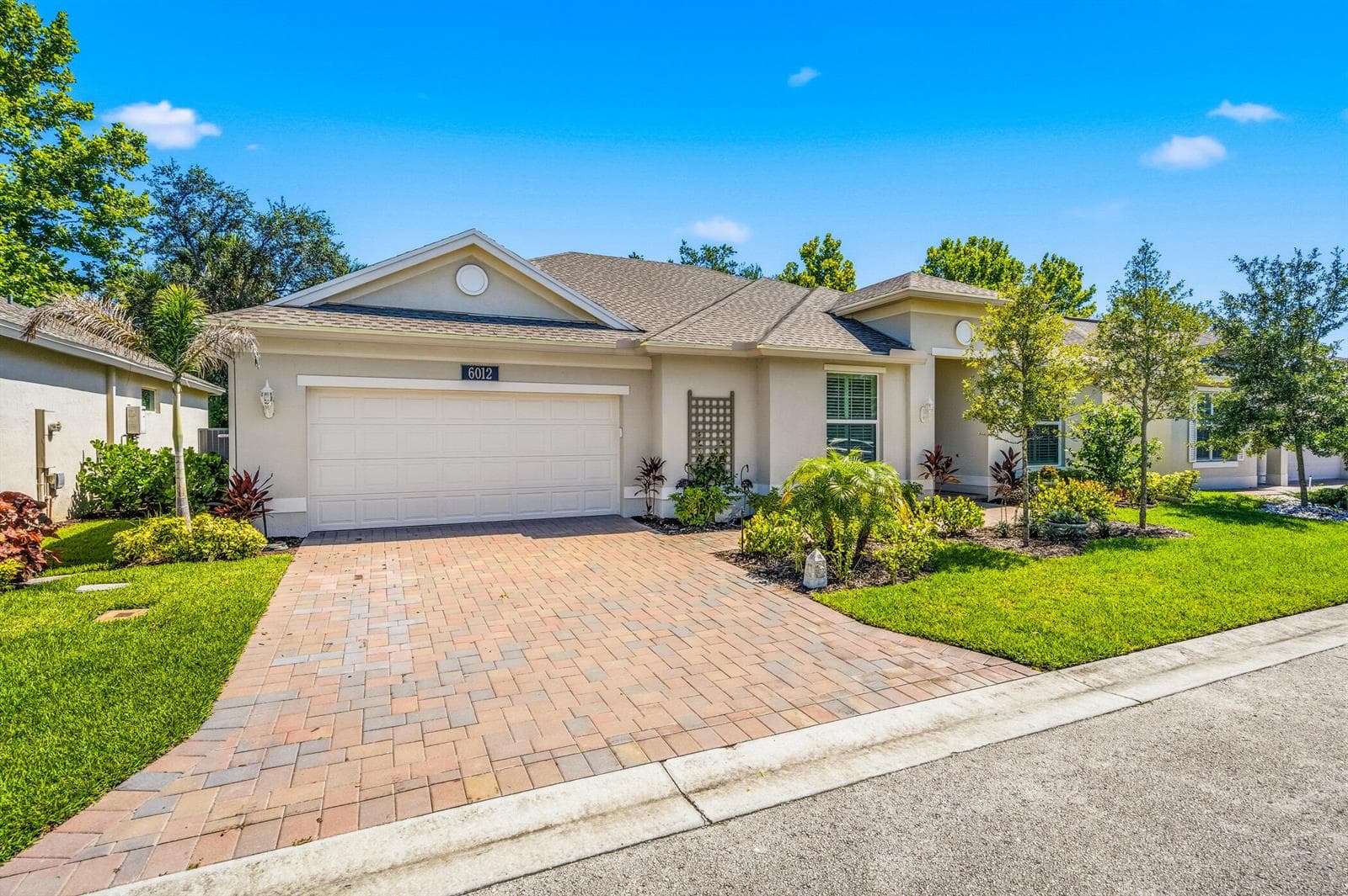 Single-family home at 6012 Bella Rosa Lane, Vero Beach, FL