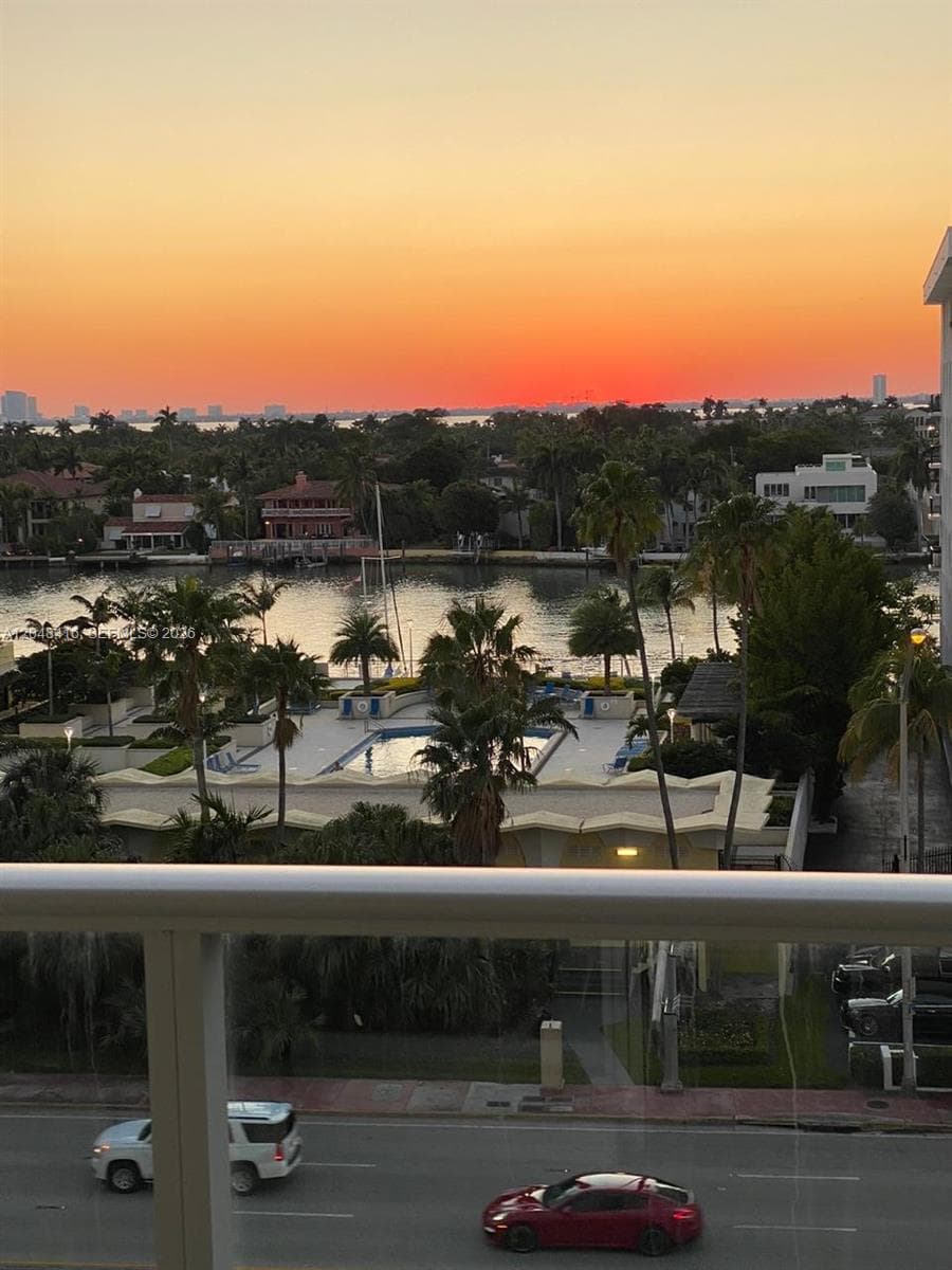 Condo at 5601 Collins Ave, Miami Beach, FL
