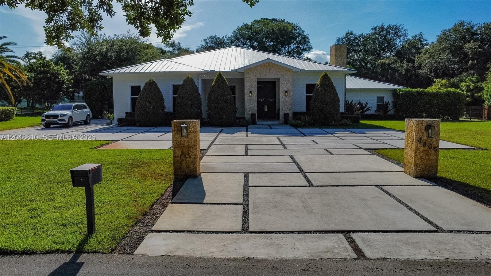 Single-family home at 9805 sw 90th ave, Kendall — photo 1