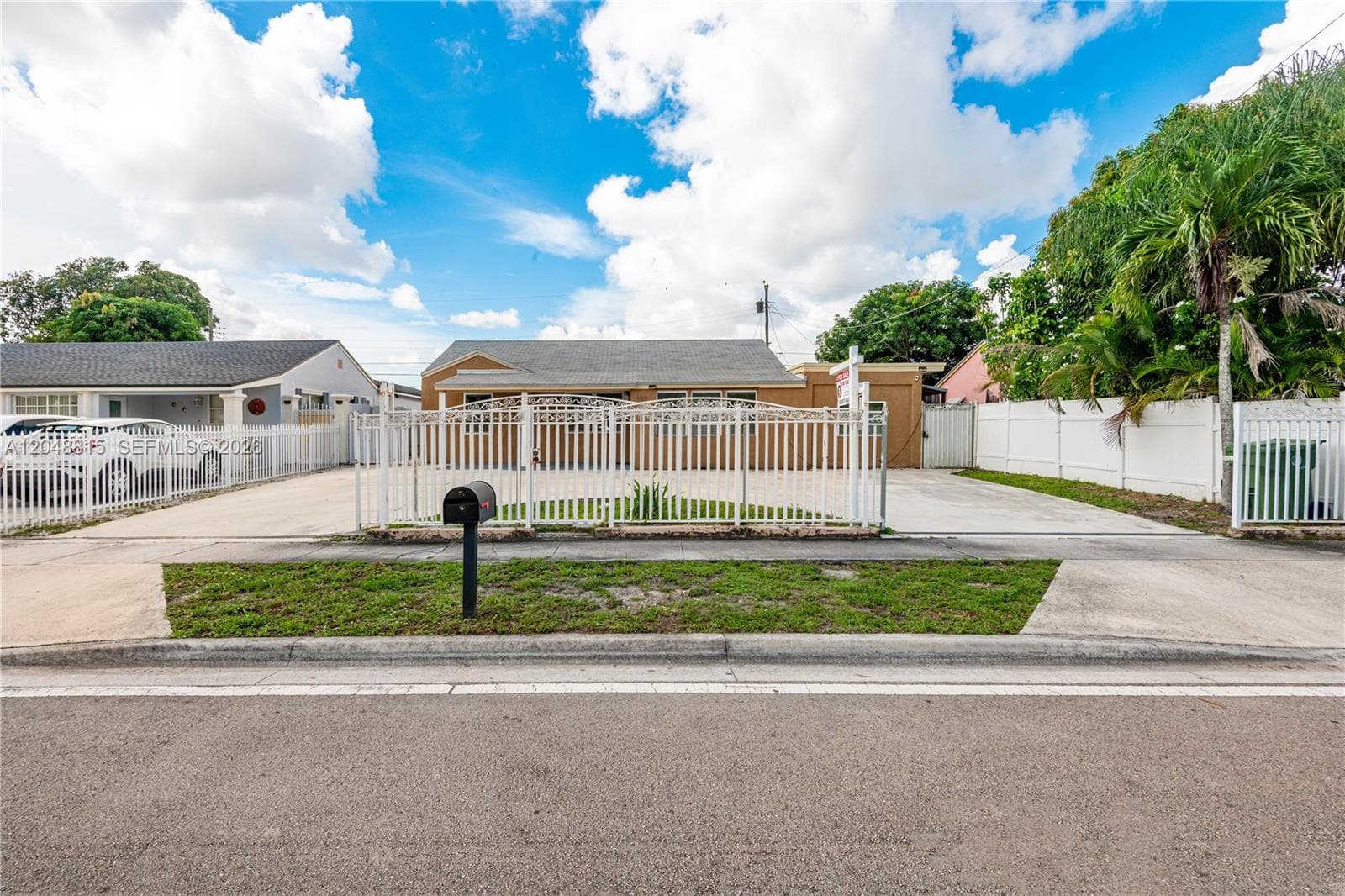 Single-family home at 750 NE 4th Pl, Hialeah, FL