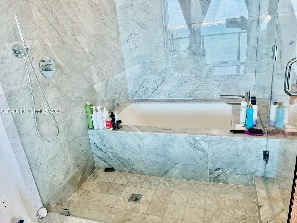 Condo at 3131 NE 7th Ave, Miami — photo 3