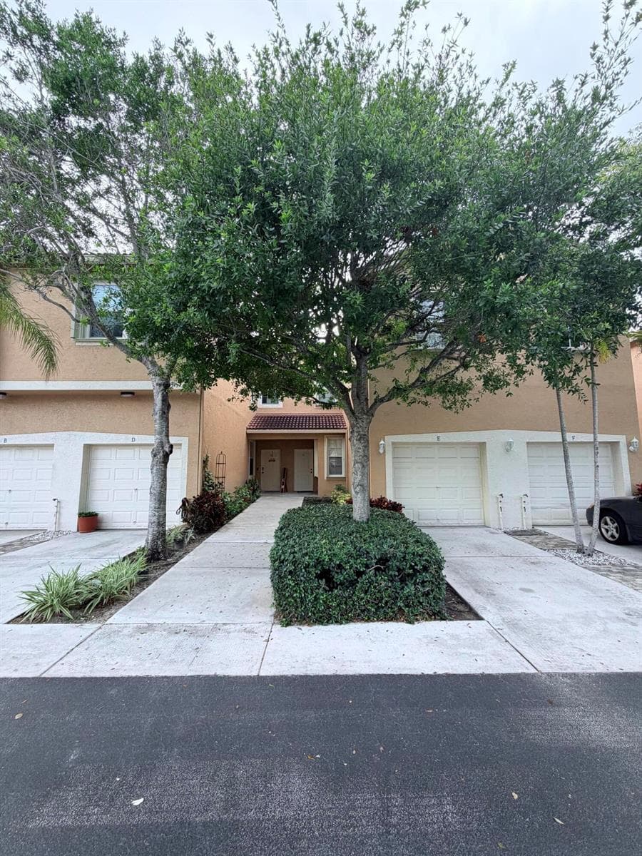 Townhouse at 154 Village Boulevard, Tequesta, FL