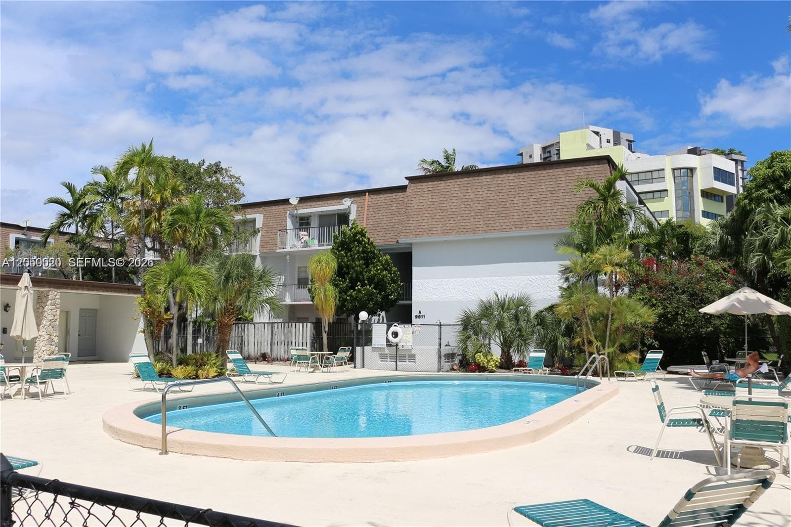 Condo at 9611 SW 77th Ave, Miami, FL
