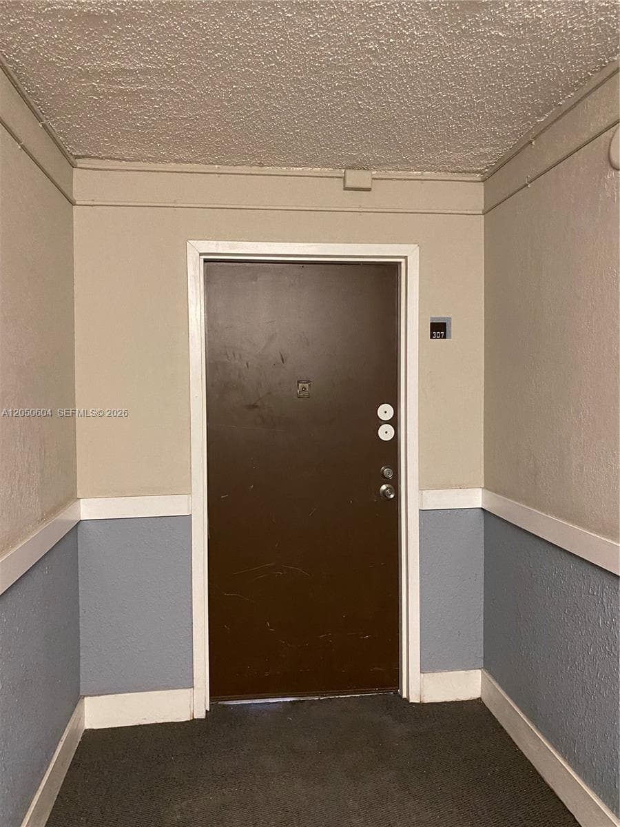 Condo at 486 NW 165th St Rd, Miami, FL