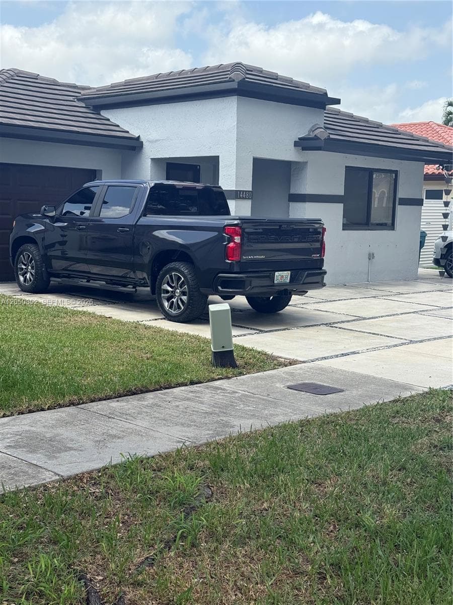Single-family home at 14480 SW 112th St, Miami — photo 3