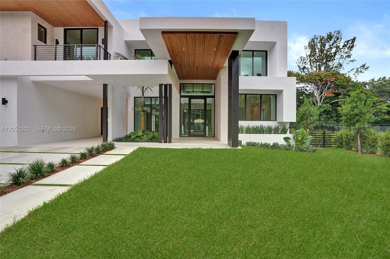Single-family home en 4640 Sunset Dr, Miami — foto 2