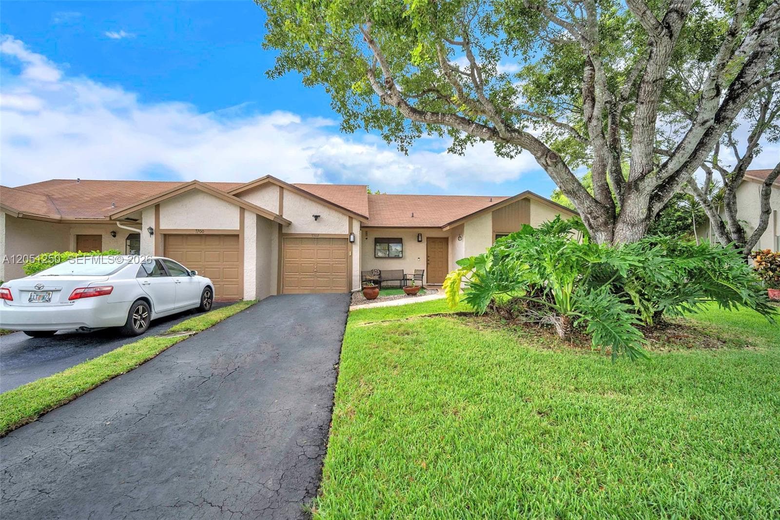 Villa at 7702 NW 60th St, Tamarac, FL