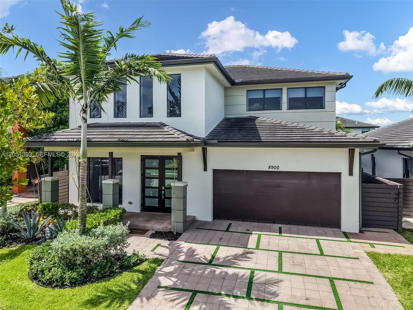 Single-family home at 8900 NW 161st Ter, Miami Lakes, FL