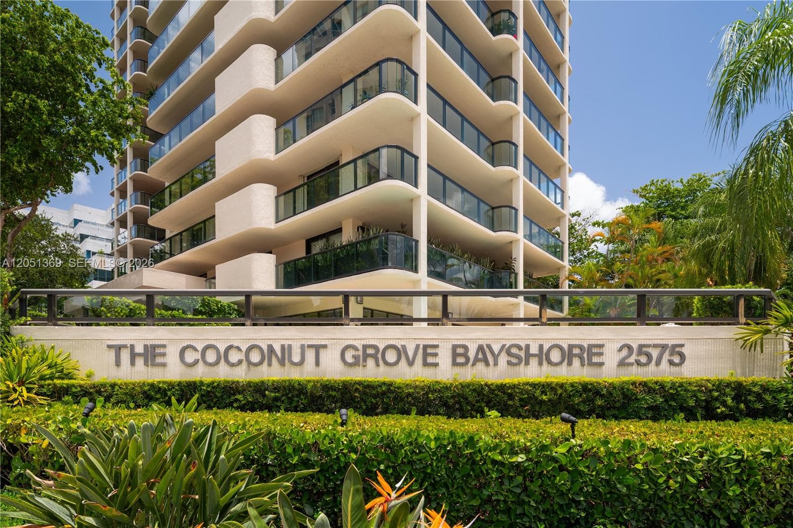 Condo en 2575 S Bayshore Dr, Coconut Grove — foto 1