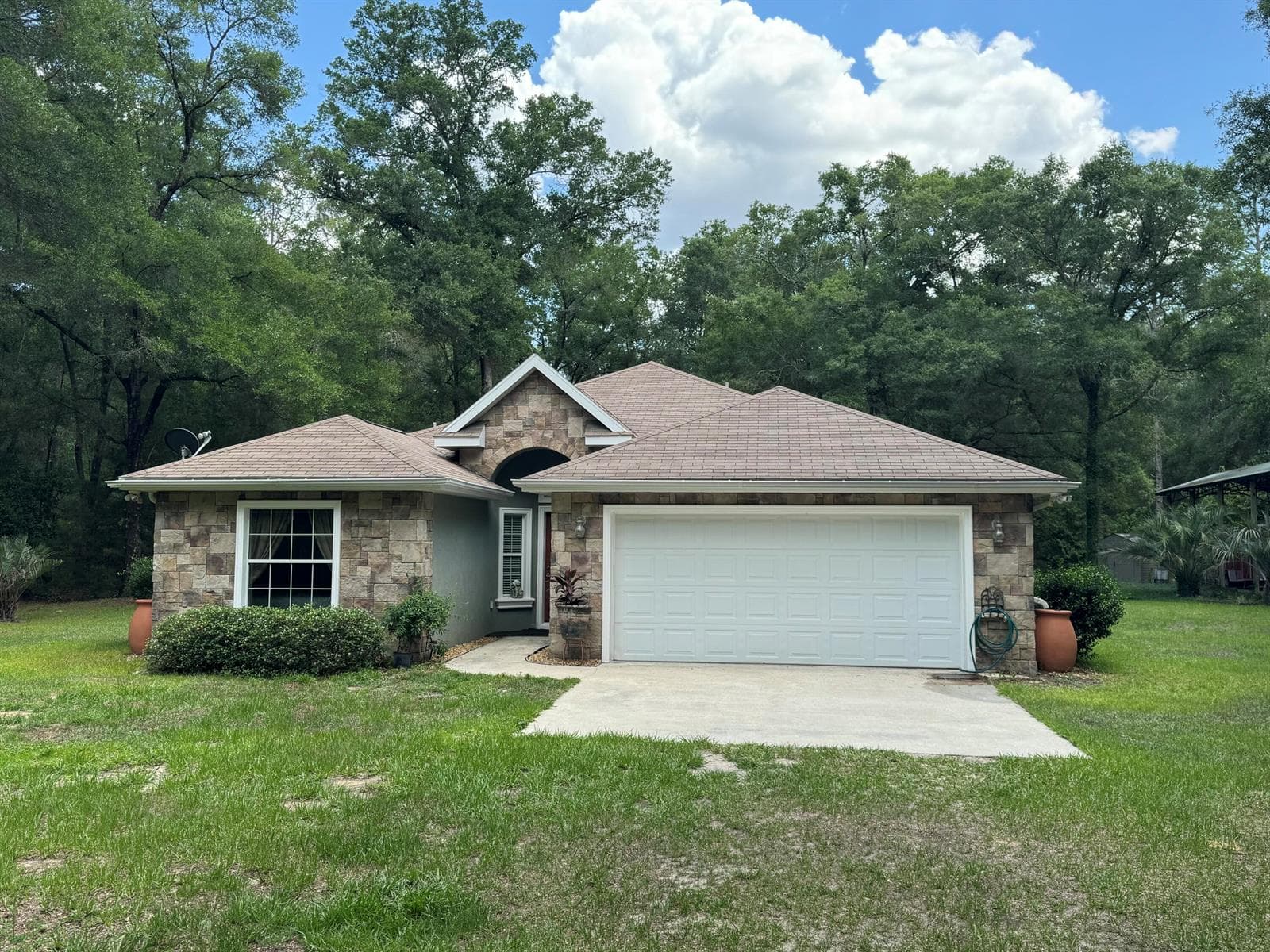 Single-family home at 13350 SW 61st Place Road, Ocala, FL