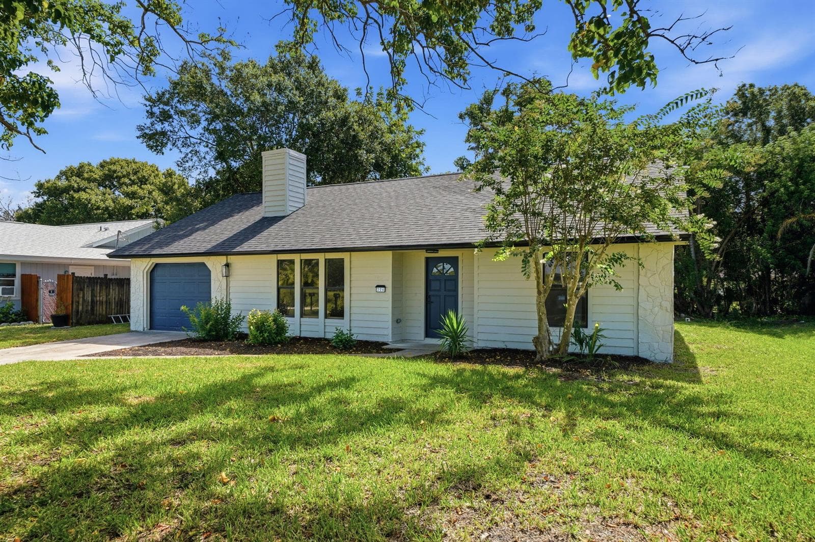 Single-family home at 306 24th Avenue, Vero Beach, FL