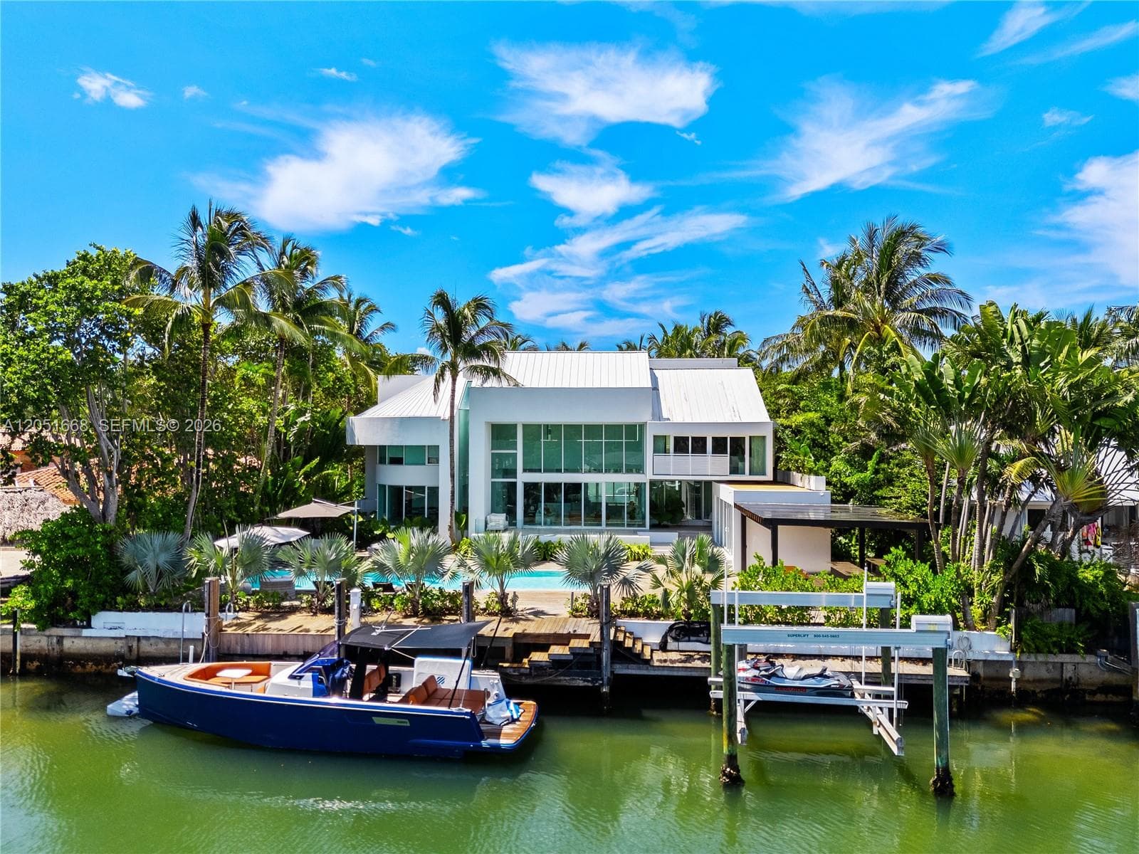 Single-family home at 161 Cape Florida Drive, Key Biscayne, FL