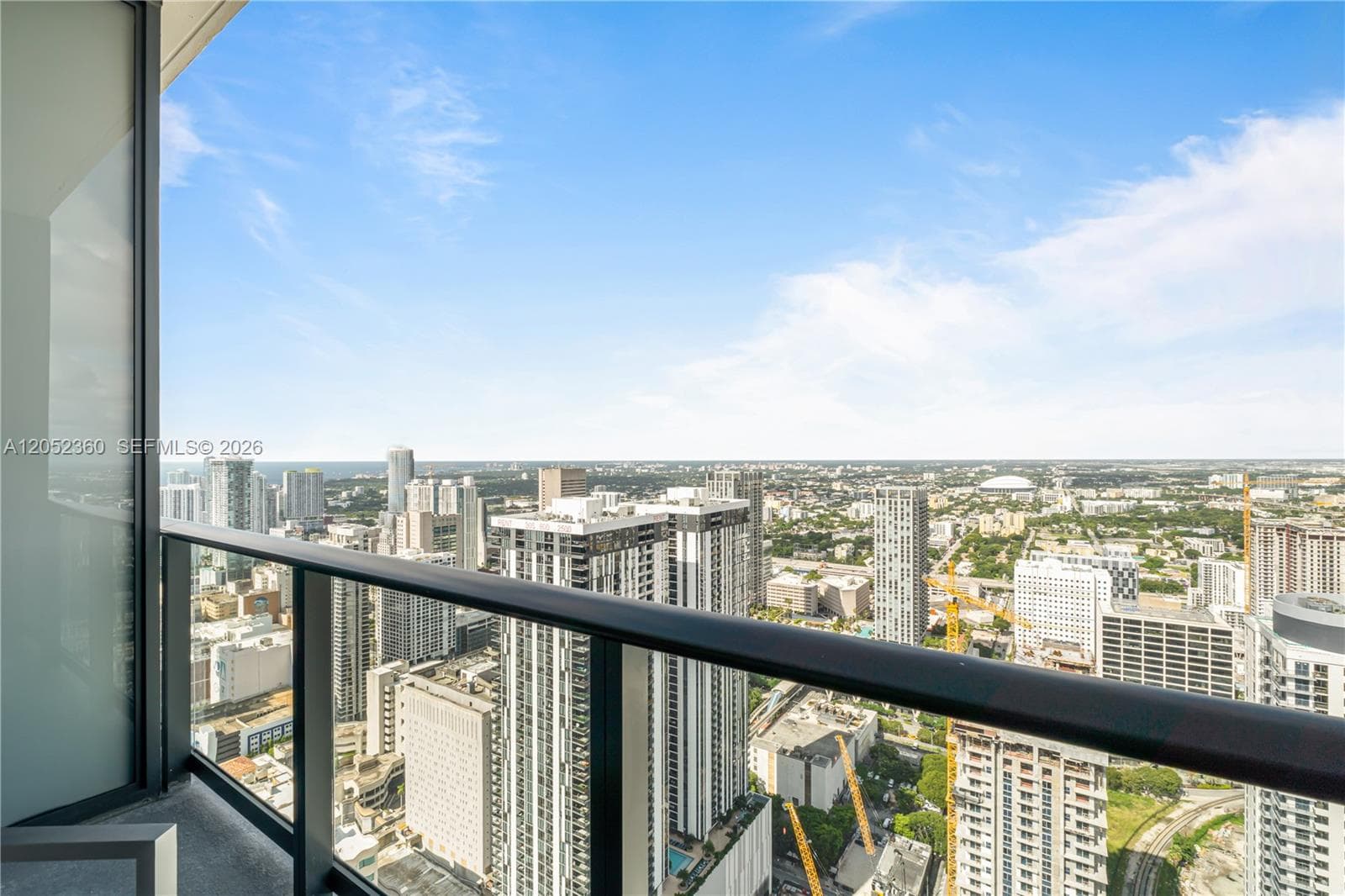 Condo en 159 NE 6th St, Miami — foto 1