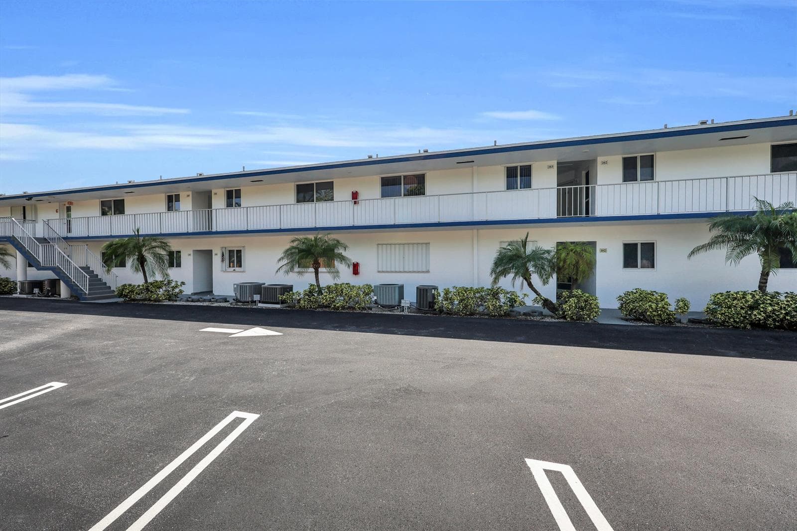 Condo at 4 Garden Street, Tequesta, FL