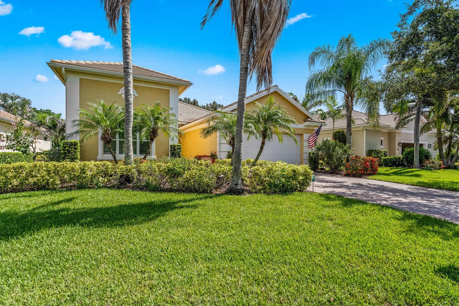 Single-family home at 1065 RIVER WIND Circle, Vero Beach, FL