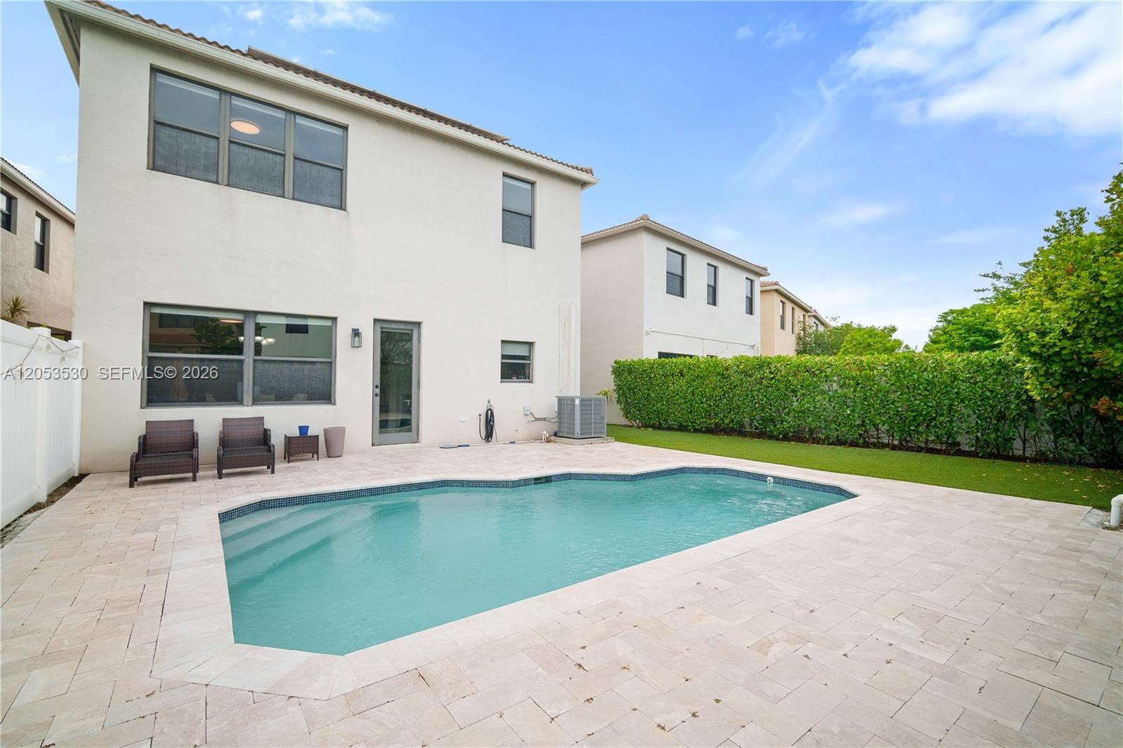 Single-family home at 918 NE 191st St, Miami, FL