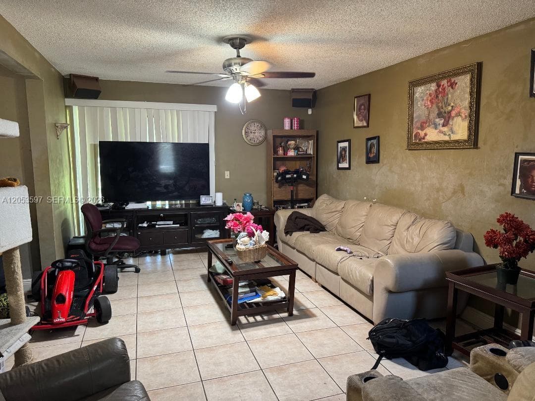 Townhouse at 7200 NW 2nd Ave, Boca Raton — photo 3