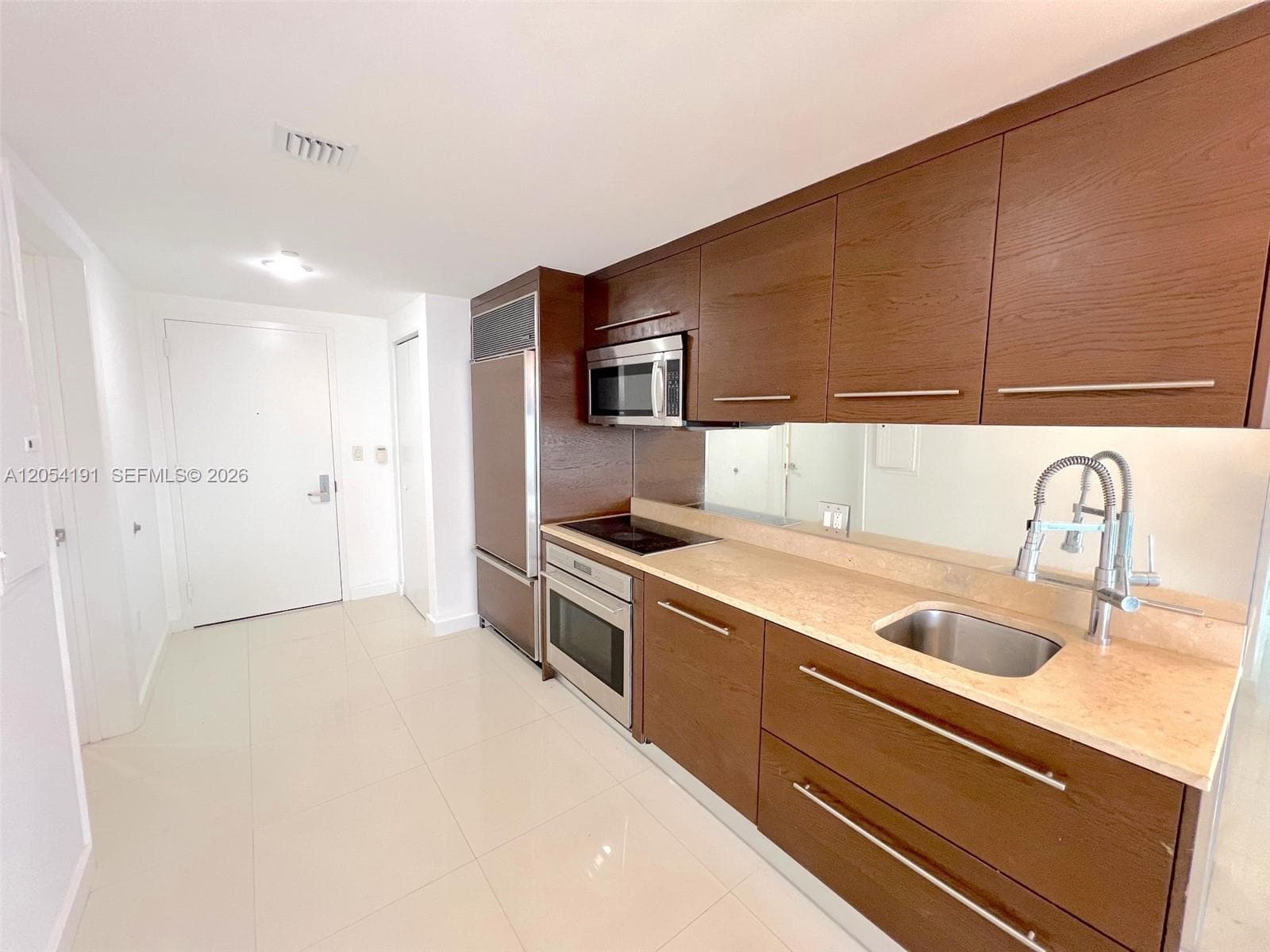 Condo at 495 BRICKELL AV, Miami — photo 3