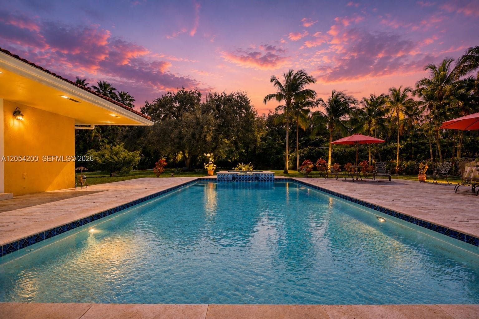 Single-family home at 6500 SW 127th Street, Pinecrest, FL