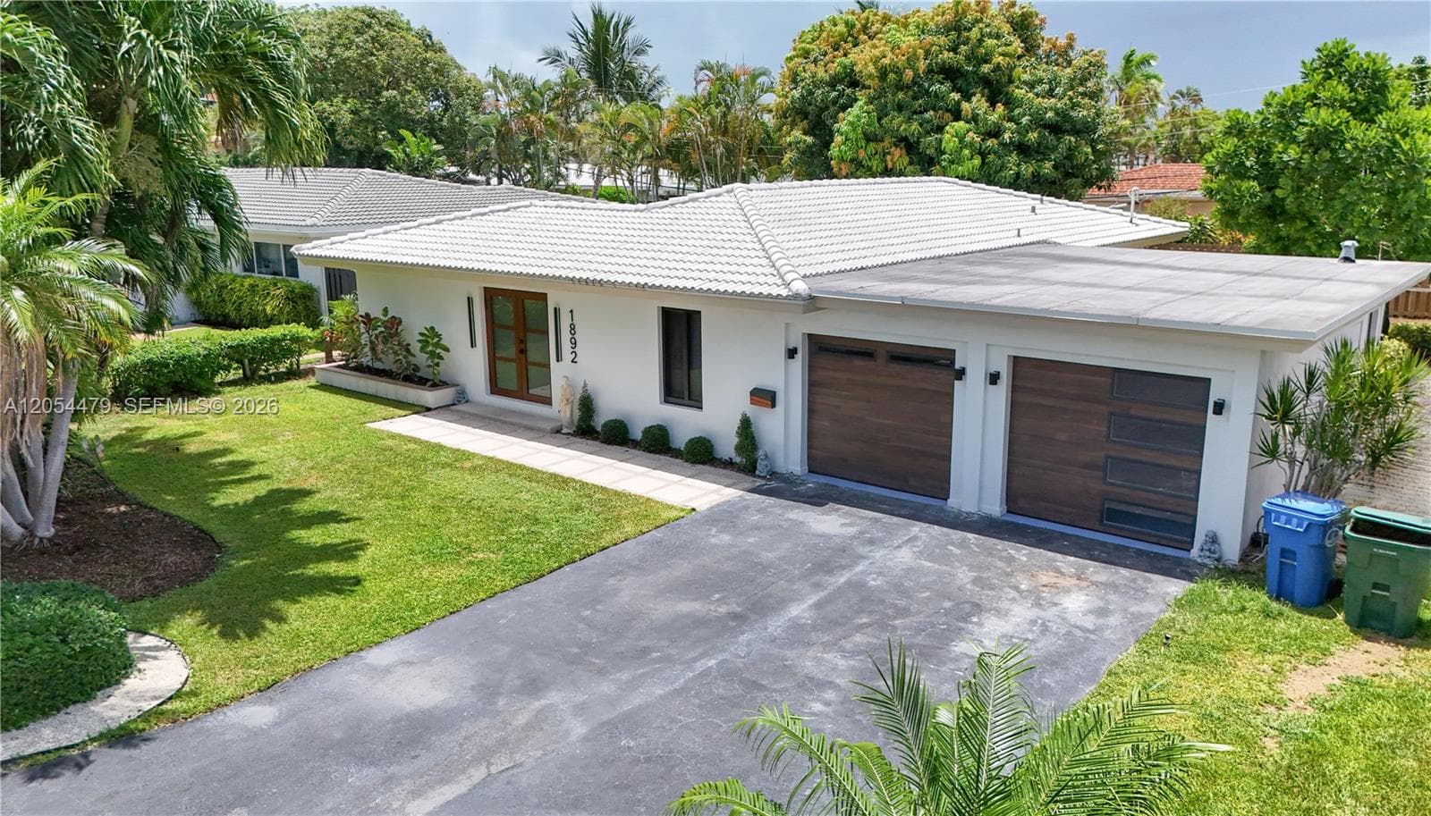 Single-family home at 1892 NE 33rd St, Oakland Park, FL