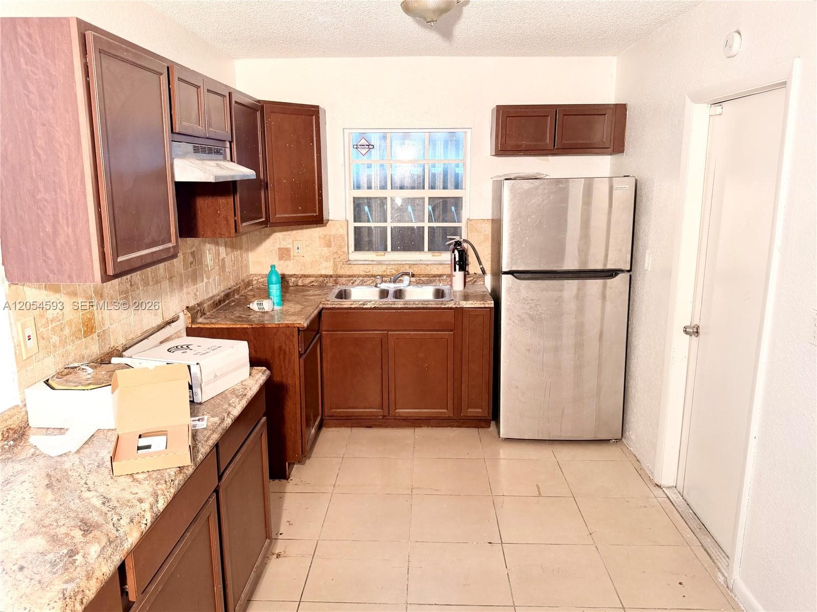 Single-family home at 1561 NW 7th Ter, Pompano Beach — photo 3