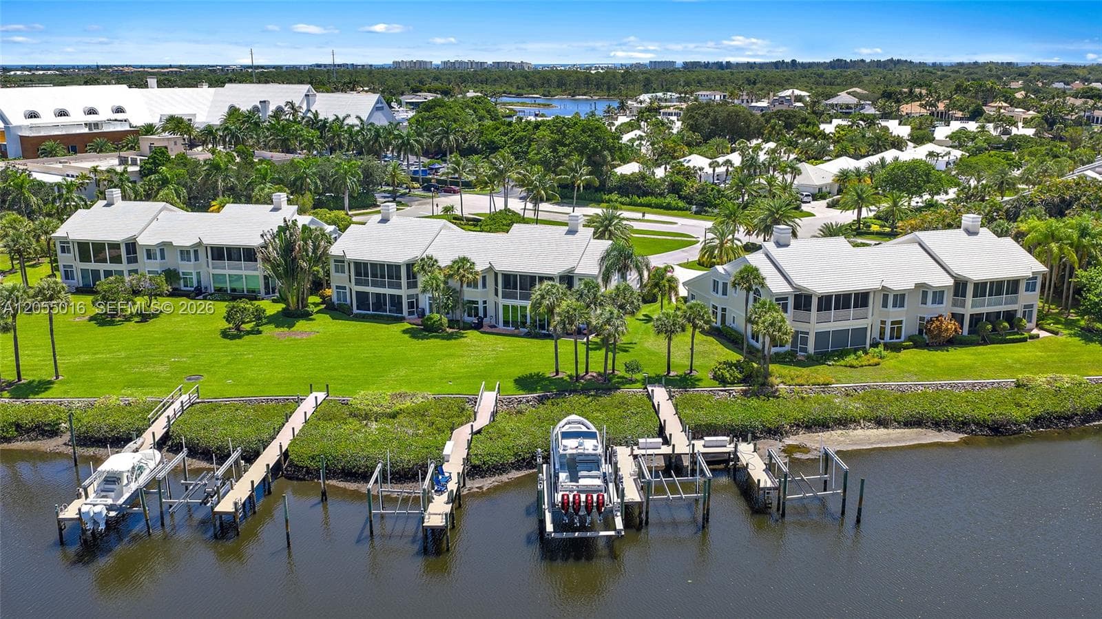 Condo at 301 Captains Way, Jupiter — photo 1