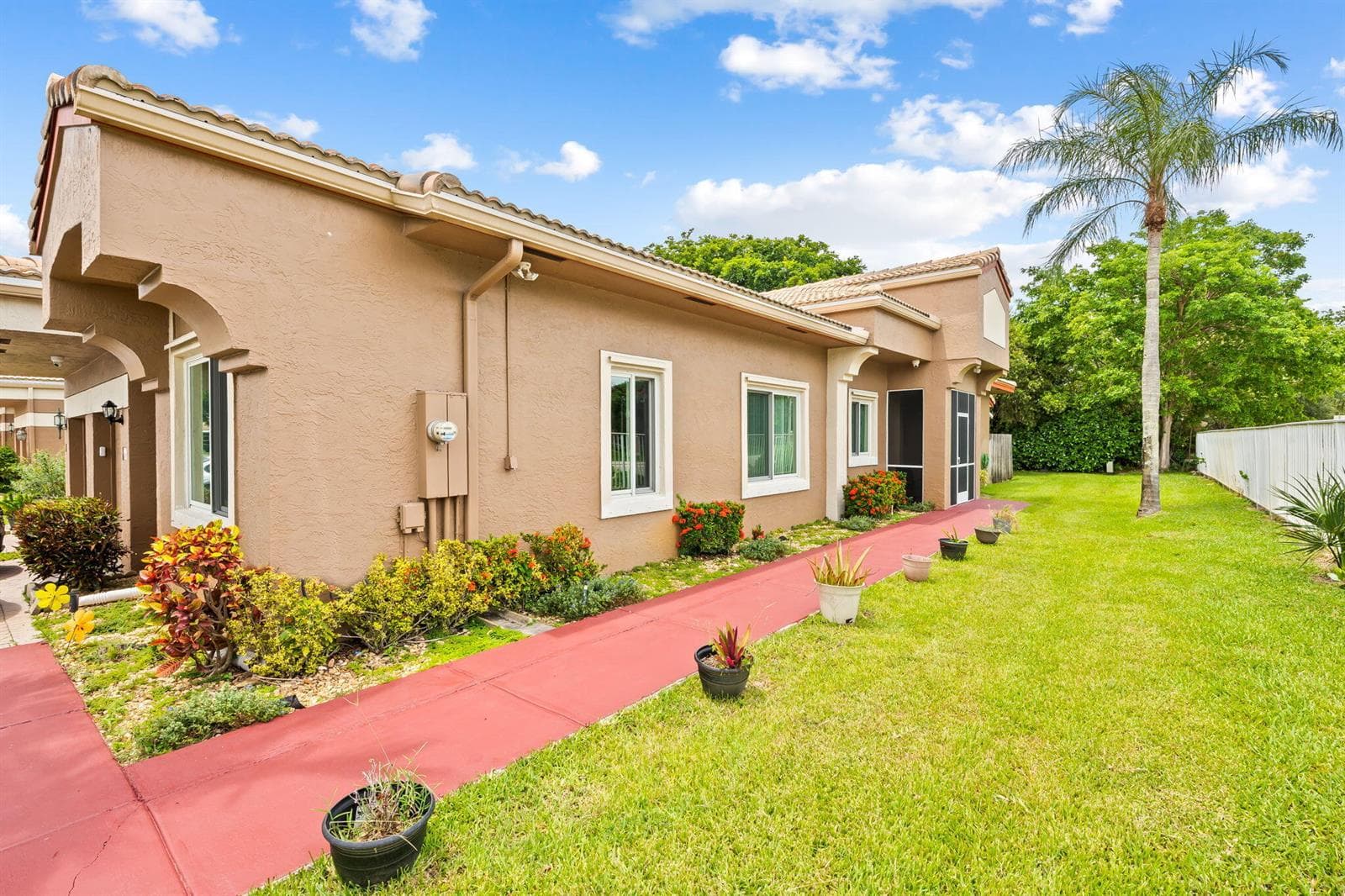 Home at 10156 Lombardy Drive, Tamarac, FL