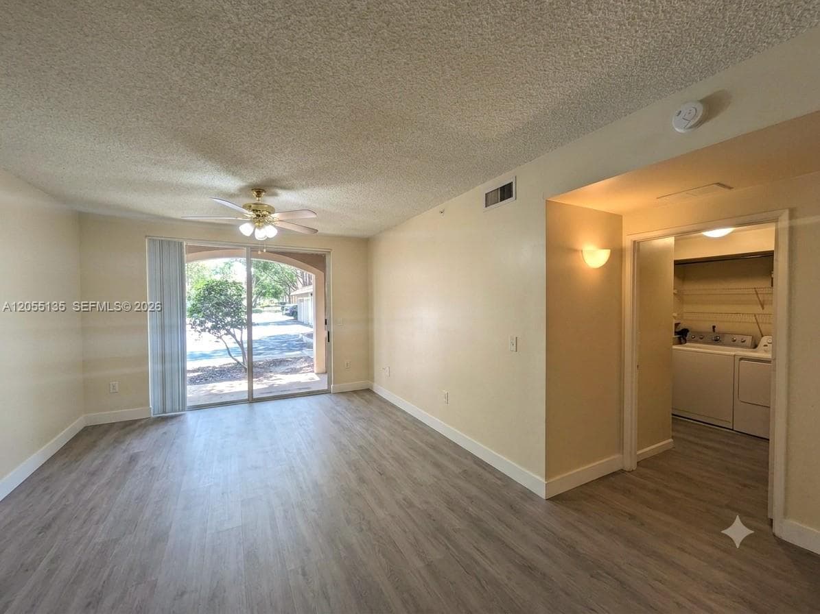 Condo at 8060 N Nob Hill Rd, Tamarac, FL
