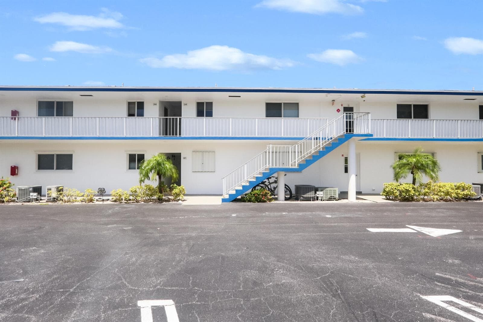 Condo at 11 Garden Street, Tequesta, FL