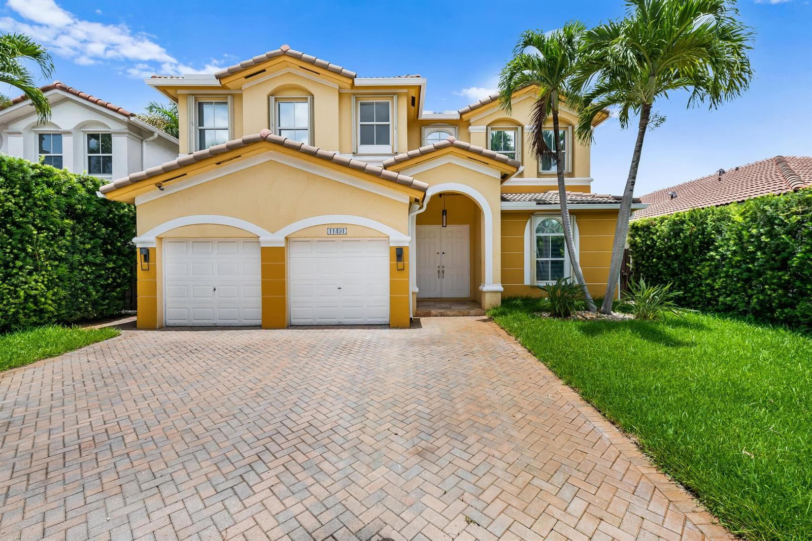 Single-family home at 11491 NW 82nd Terrace NW, Doral, FL